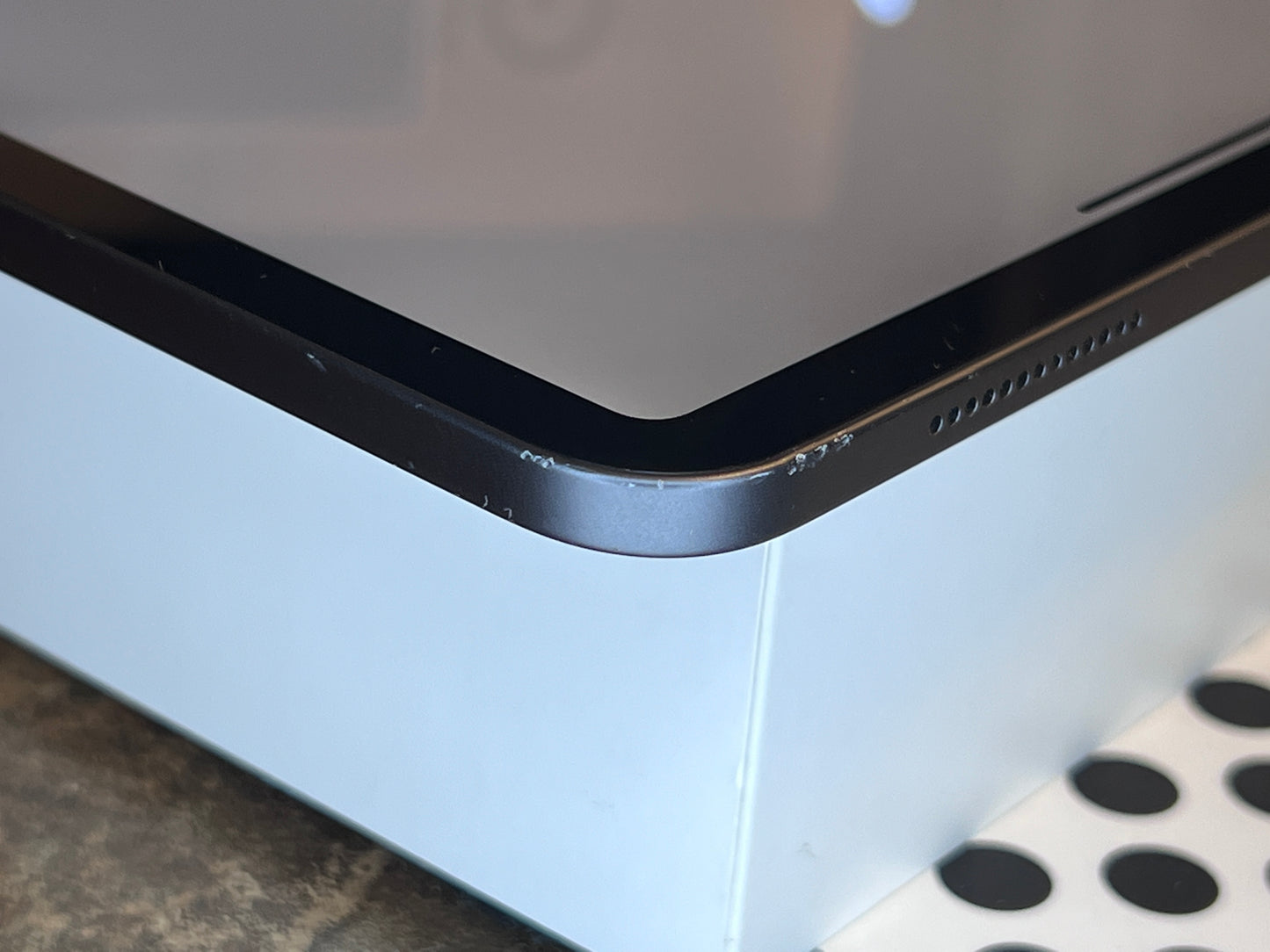 Apple iPad Pro 11in 2nd (128gb) Wi-Fi (A2228) Space Grey {iOS14}95% JailBreak