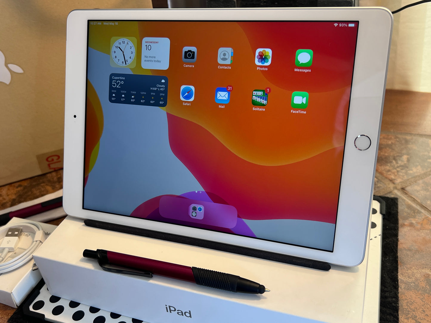 Apple iPad 7th (128gb) Cellular Unlocked (A2200) Active FMI-ON {iOS15}100%