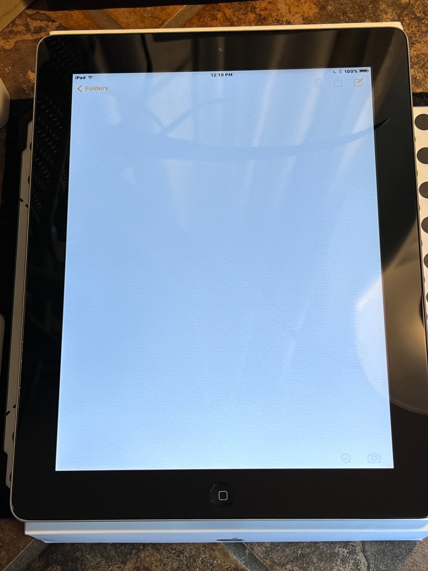 Apple iPad 2 (16gb) Wi-Fi (A1395) Black {iOS9}92% Facebook Installed {Pristine}
