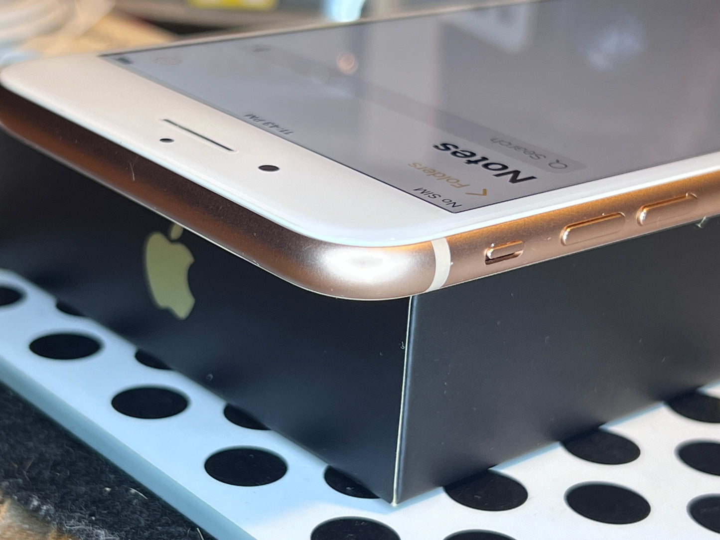 Apple iPhone 8 Plus (64gb) Factory Unlocked (A1864) Gold {iOS15}90% Pristine