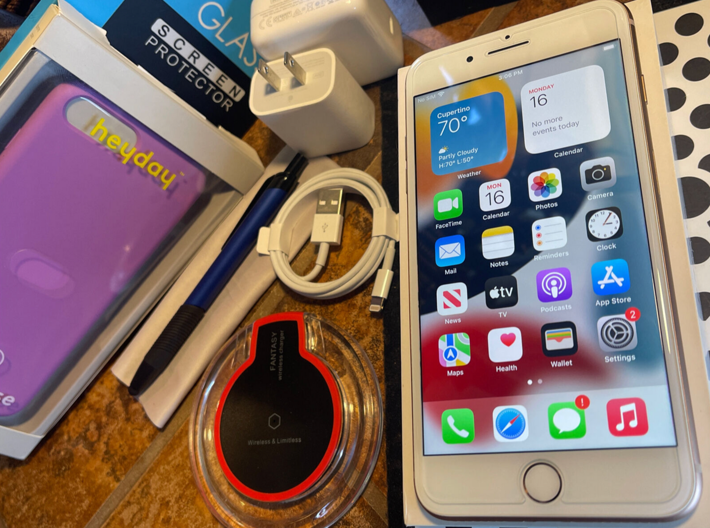Apple iPhone 8 Plus (64gb) World Unlocked (A1897) Gold {iOS15}100% MiNT Display