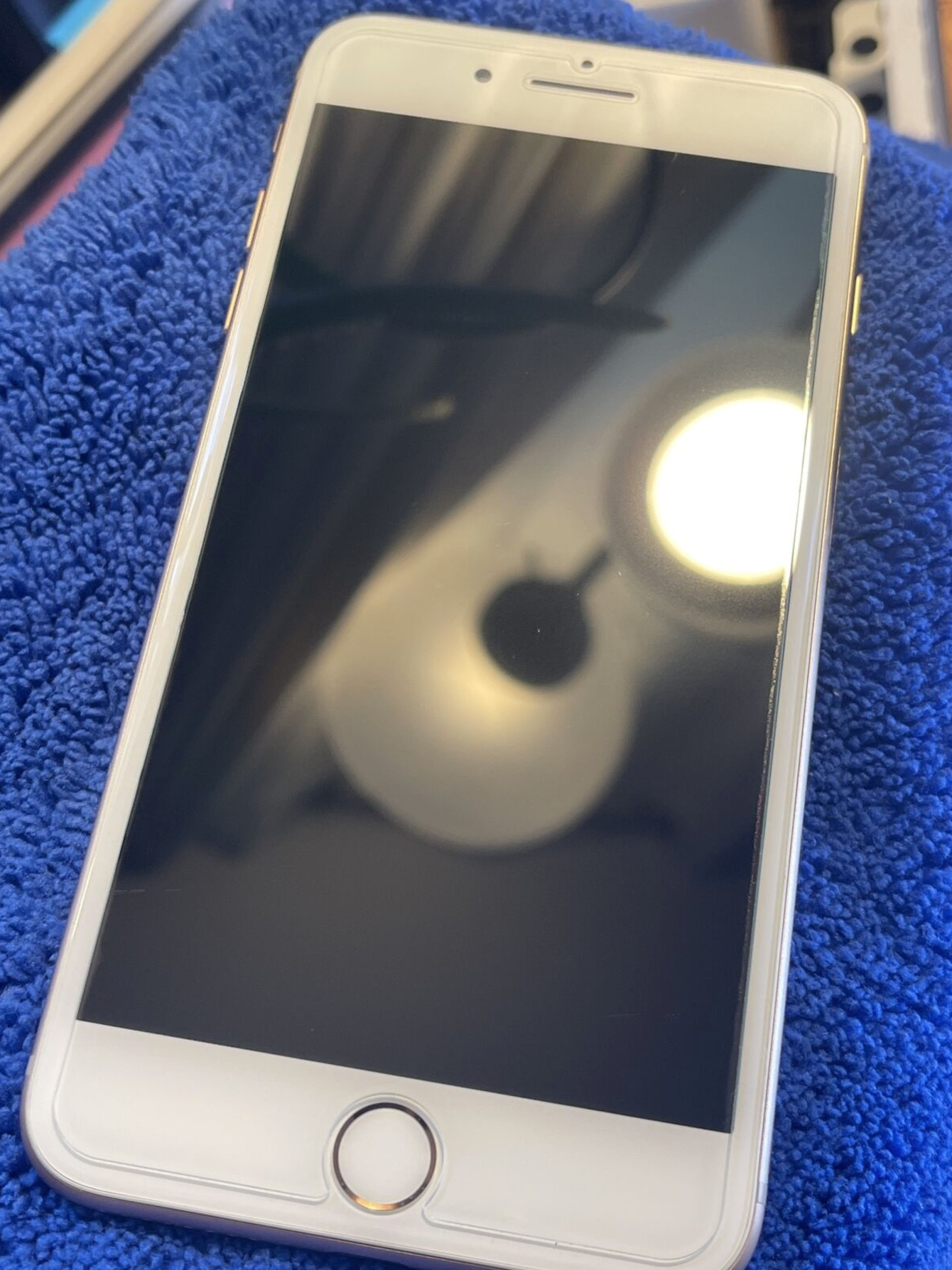 Apple iPhone 8 Plus (64gb) World Unlocked (A1897) Gold {iOS15}100% MiNT Display
