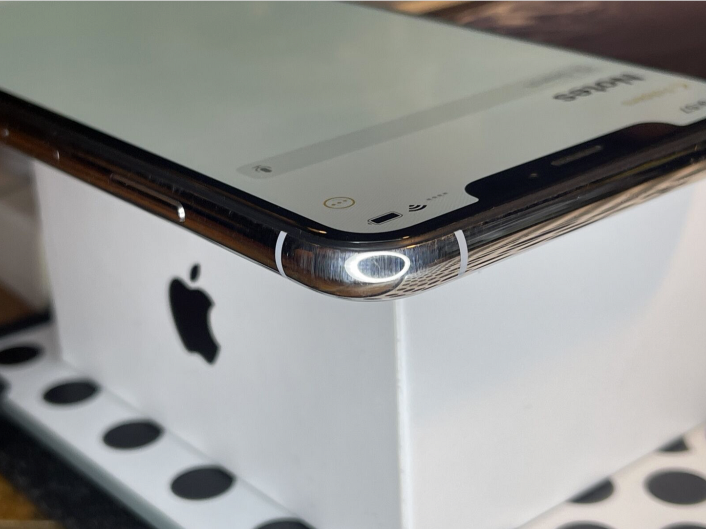Apple iPhone XS MAX (64gb) Verizon World-Unlocked (A1921) Silver {iOS14}88% Untethered JailBroken