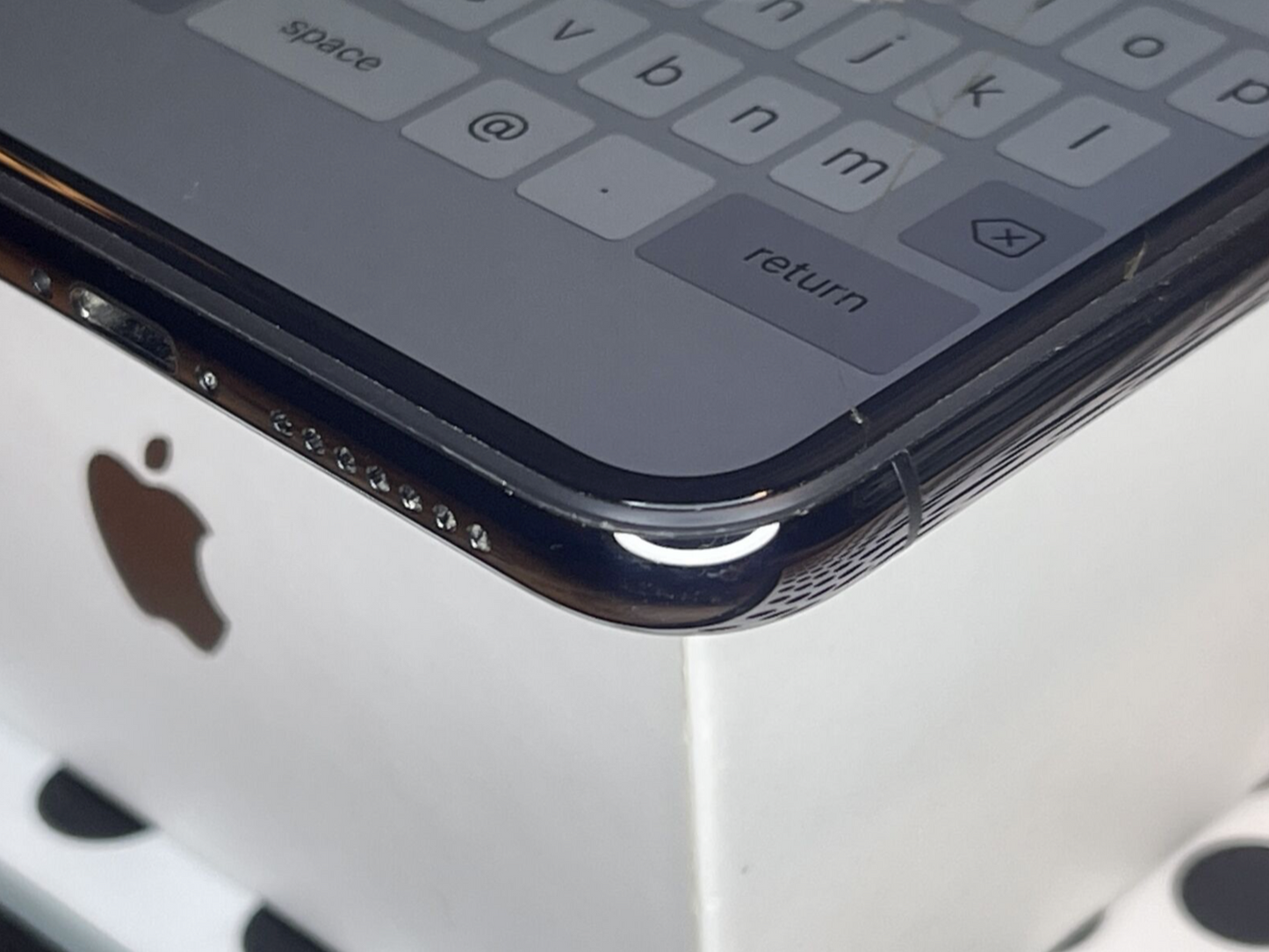 Apple iPhone XS MAX (64gb) T-Mobile/ Metro (A1921) Fractured {iOS14}95% FMI-ON