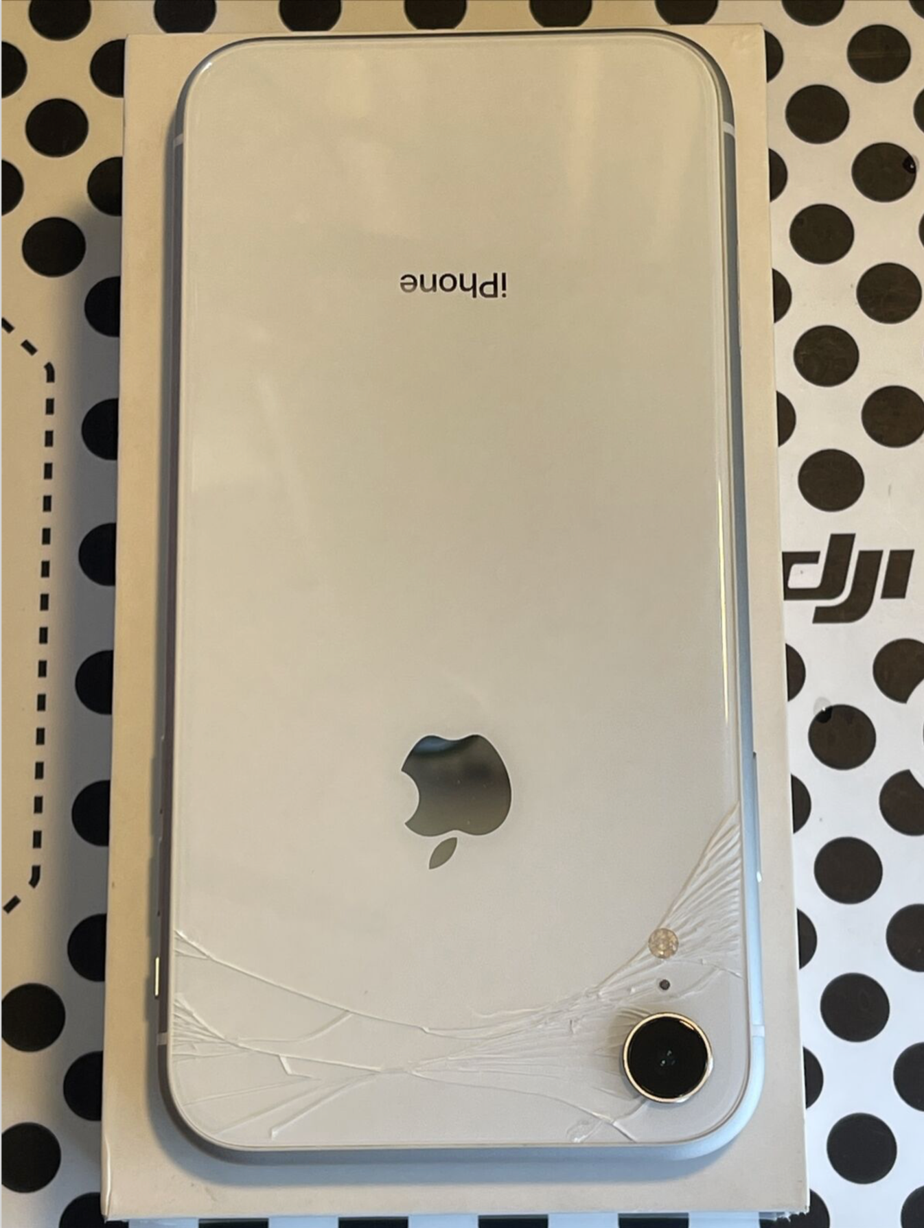 Apple iPhone XR (64gb) World Unlocked (A1984) White {iOS15}87% Fractured {Touch Works}