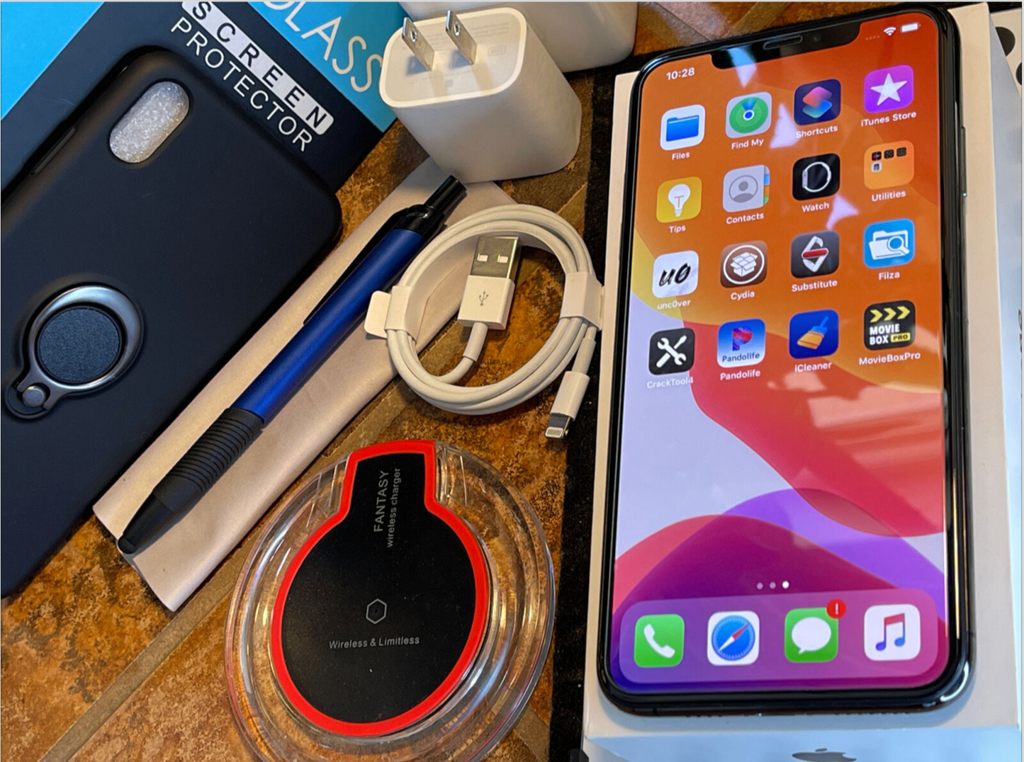 Apple iPhone XS MAX (64gb) T-Mobile/ Metro (A1921) Space Grey {iOS13} JailBroken