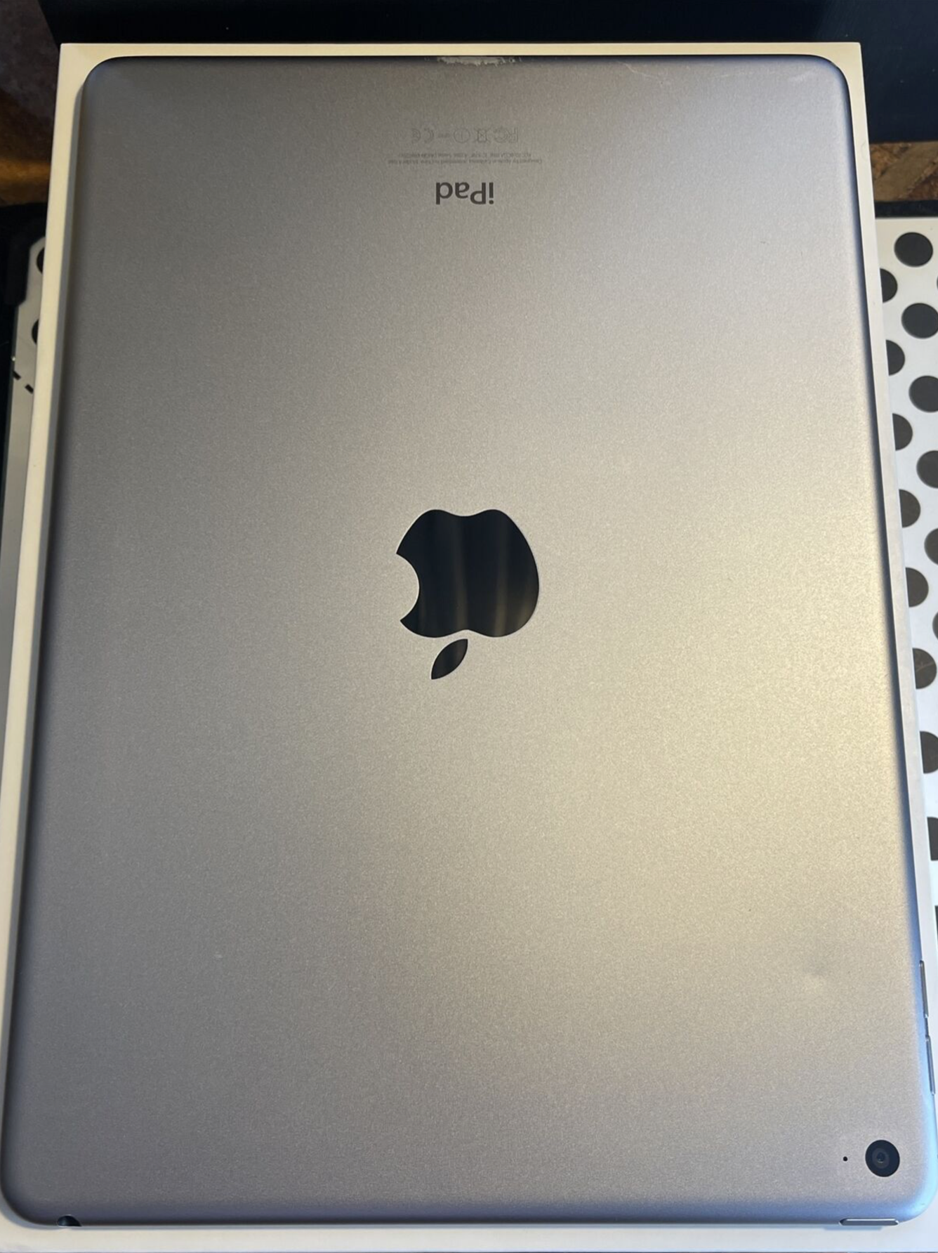 Apple iPad Air 2 (16gb) Wi-Fi (A1566) 9.7in/ Space Grey {iOS12}94% JailBroken