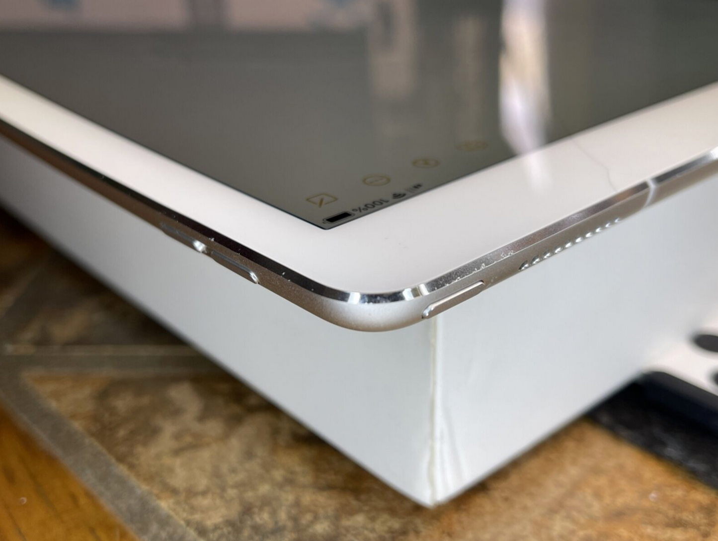 Apple iPad Pro 12.9 2nd (256gb) Cellular Unlocked (A1671) Fractured {iOS14.8}90%