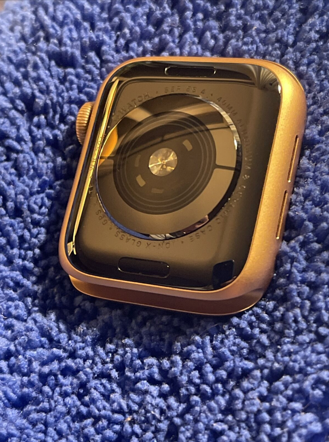 Apple Watch Series 4 (40mm) GPS + Cellular: Verizon (A1975) Gold {PiNK Nylon}96%