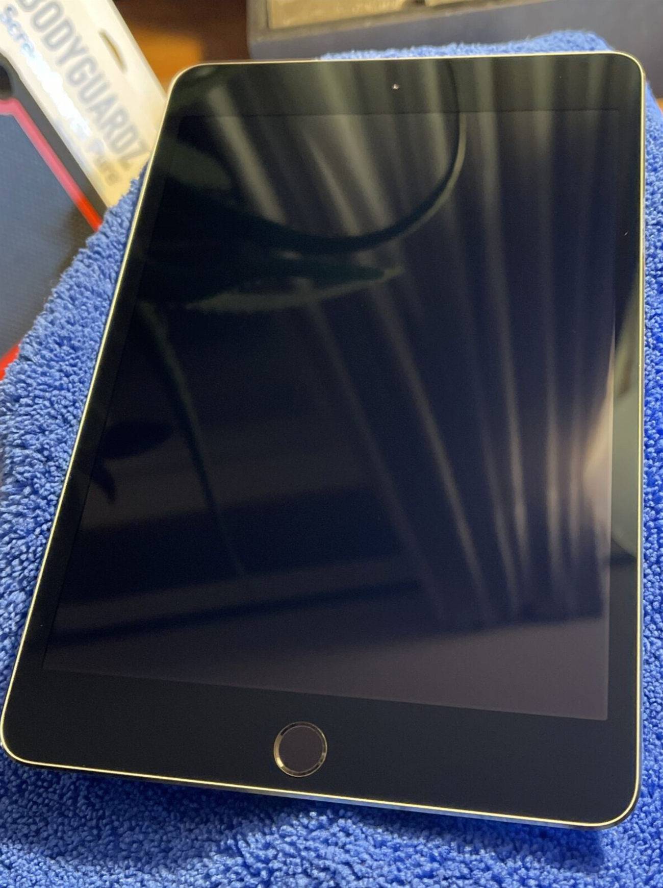 Apple iPad mini 4 (128gb) Wi-Fi (A1538) 7.9in Gold {iOS15}98% New Out Box: MiNT