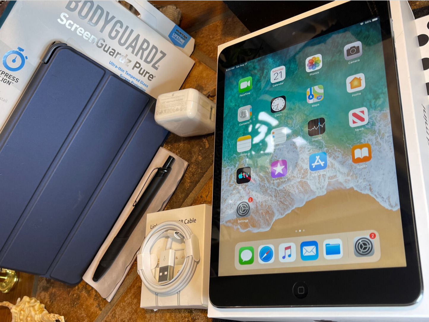 Apple iPad mini 2 (32gb) Wi-Fi (A1489) Retina 7.9in {iOS12}89% Smart Folio MiNT