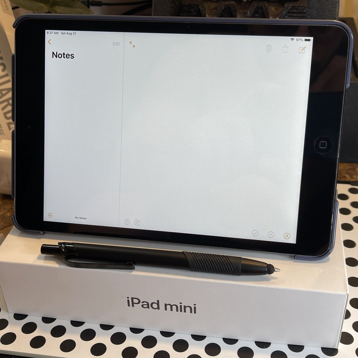 Apple iPad mini 2 (32gb) Wi-Fi (A1489) Retina 7.9in {iOS12}89% Smart Folio MiNT