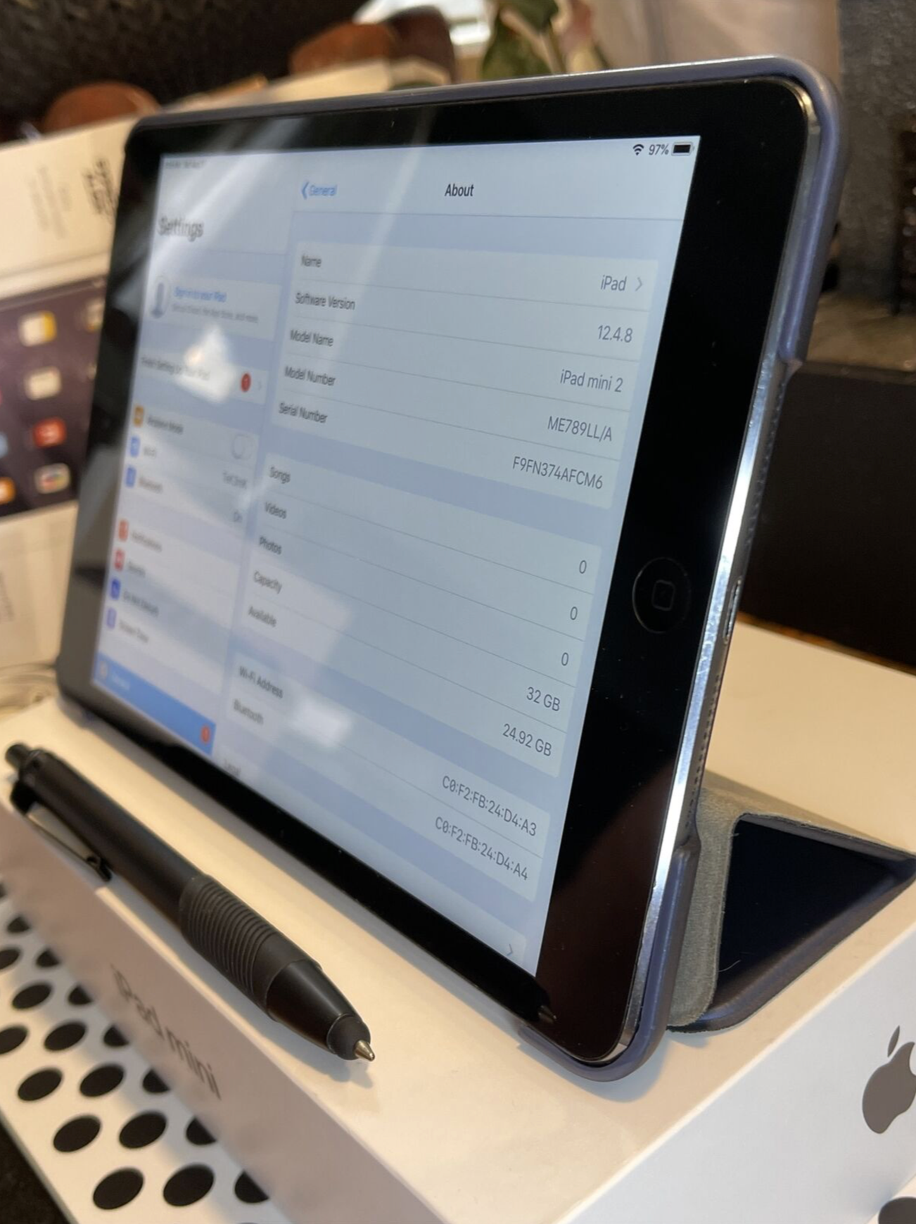 Apple iPad mini 2 (32gb) Wi-Fi (A1489) Retina 7.9in {iOS12}89% Smart Folio MiNT