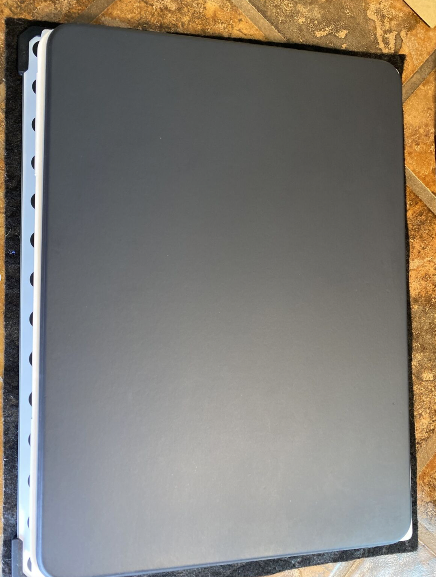 Apple Smart Keyboard Folio Case (iPad Pro 12.9in 3rd gen) WORKS Well {A2039} 90%