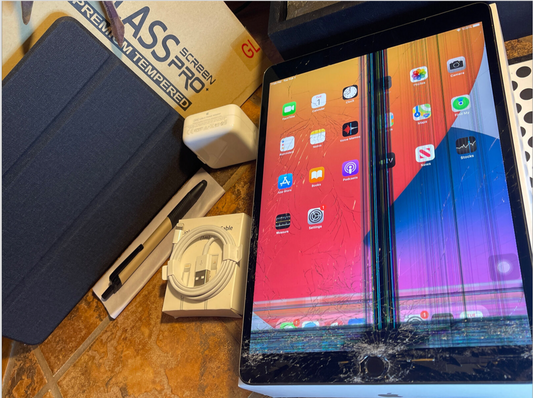 Apple iPad Pro Air 3 (64gb) Wi-Fi (A2152) 10.5in {iOS14.6}98% LCD Damage {JailBreak-able} OG Home