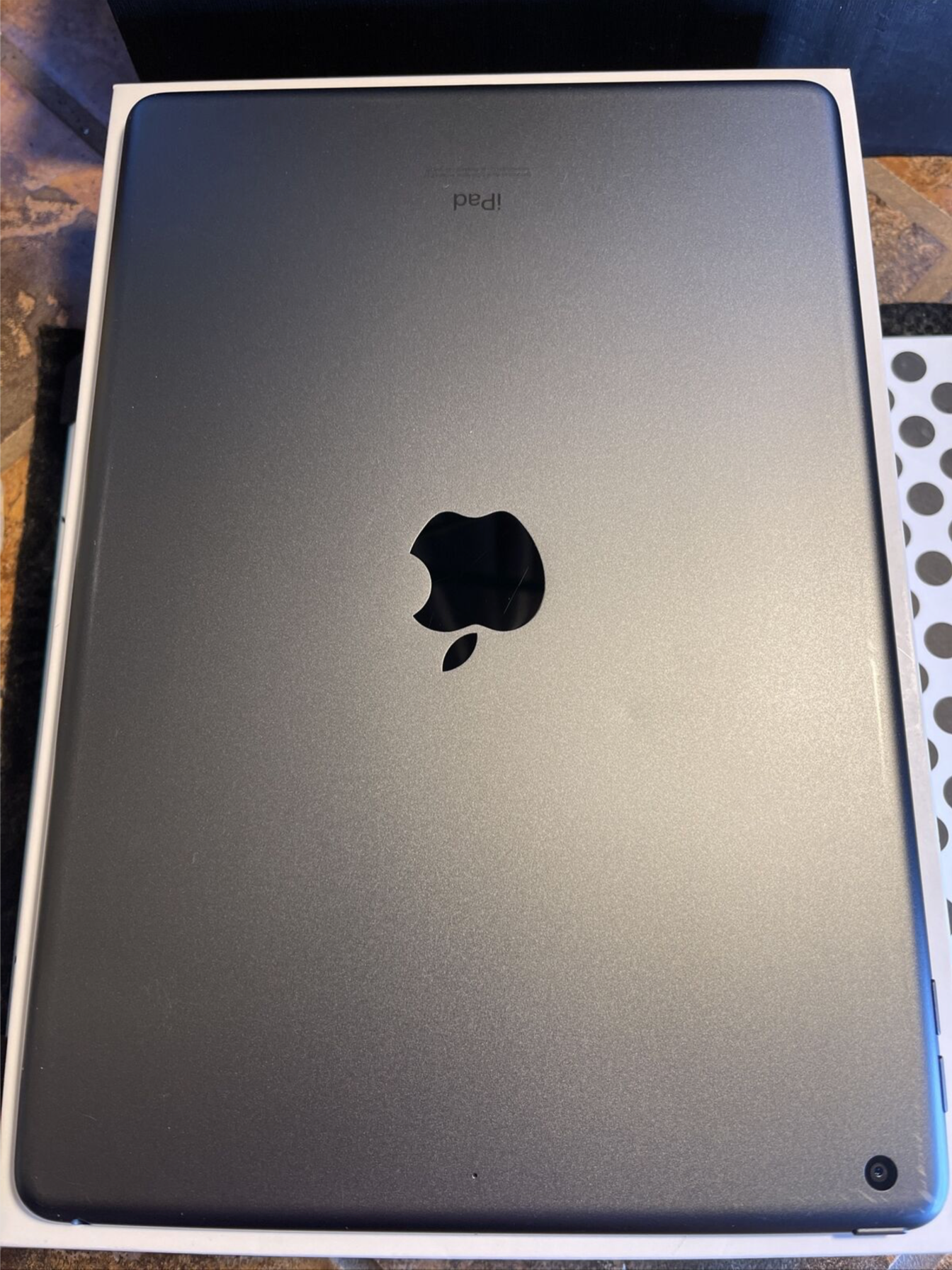 Apple iPad 7th (32gb) Wi-Fi (A2197) 10.2in/ LCD iSSue {FMI-OFF}97% iTu –  TeK3mK Apple Reseller
